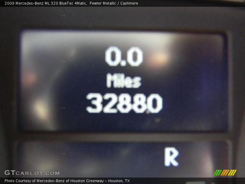 Pewter Metallic / Cashmere 2009 Mercedes-Benz ML 320 BlueTec 4Matic