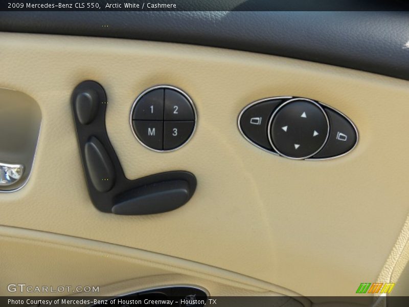 Arctic White / Cashmere 2009 Mercedes-Benz CLS 550