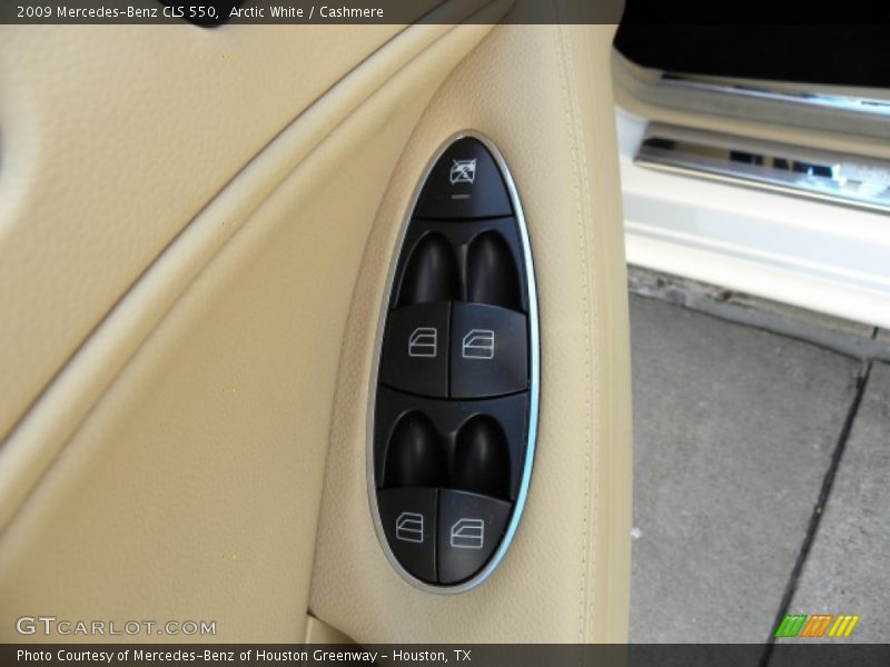 Arctic White / Cashmere 2009 Mercedes-Benz CLS 550