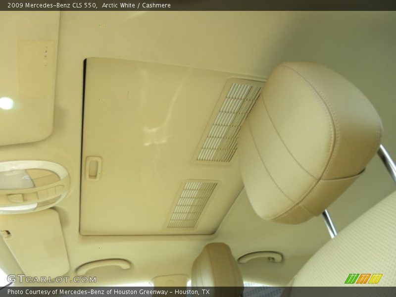 Arctic White / Cashmere 2009 Mercedes-Benz CLS 550