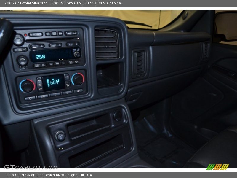 Black / Dark Charcoal 2006 Chevrolet Silverado 1500 LS Crew Cab