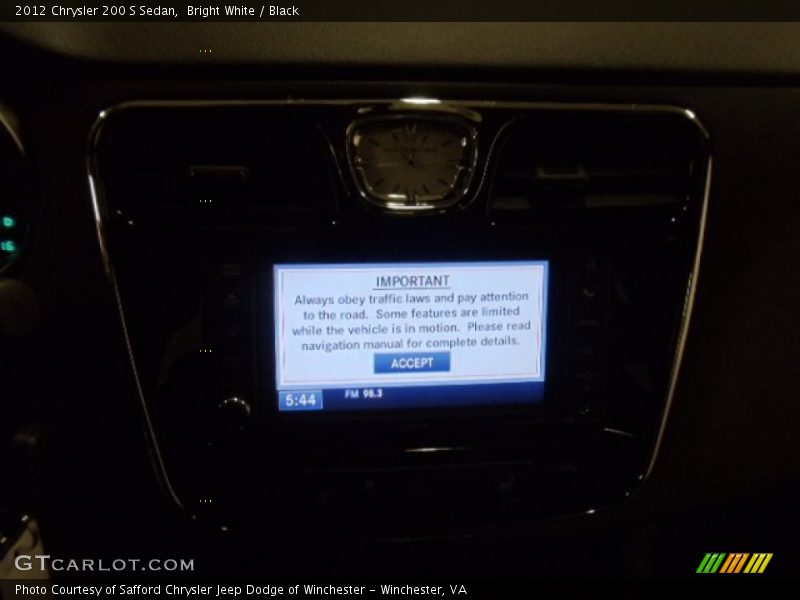 Bright White / Black 2012 Chrysler 200 S Sedan