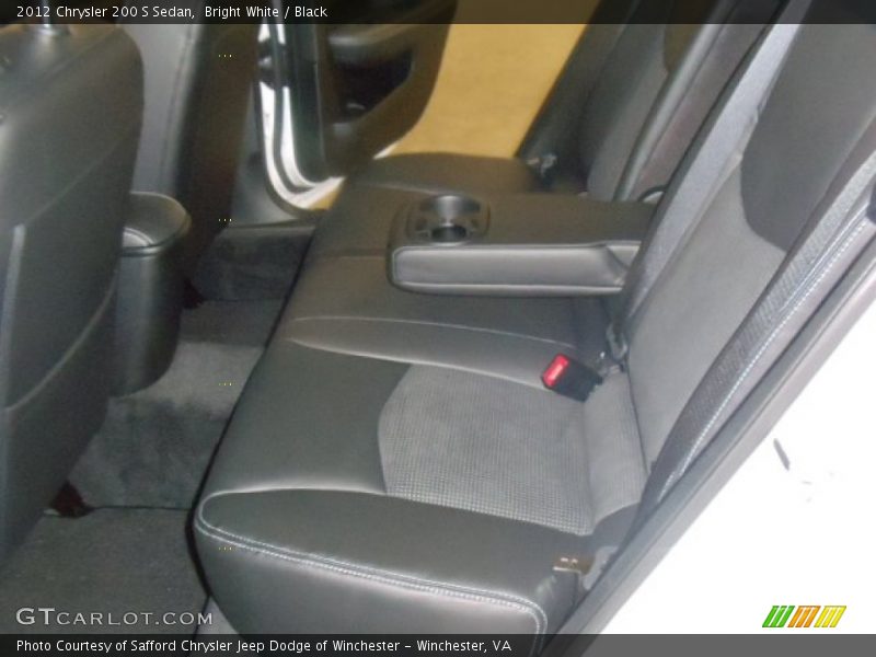 Bright White / Black 2012 Chrysler 200 S Sedan