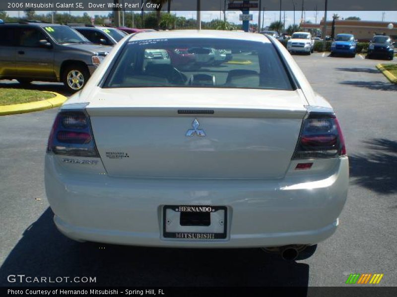 Dover White Pearl / Gray 2006 Mitsubishi Galant SE