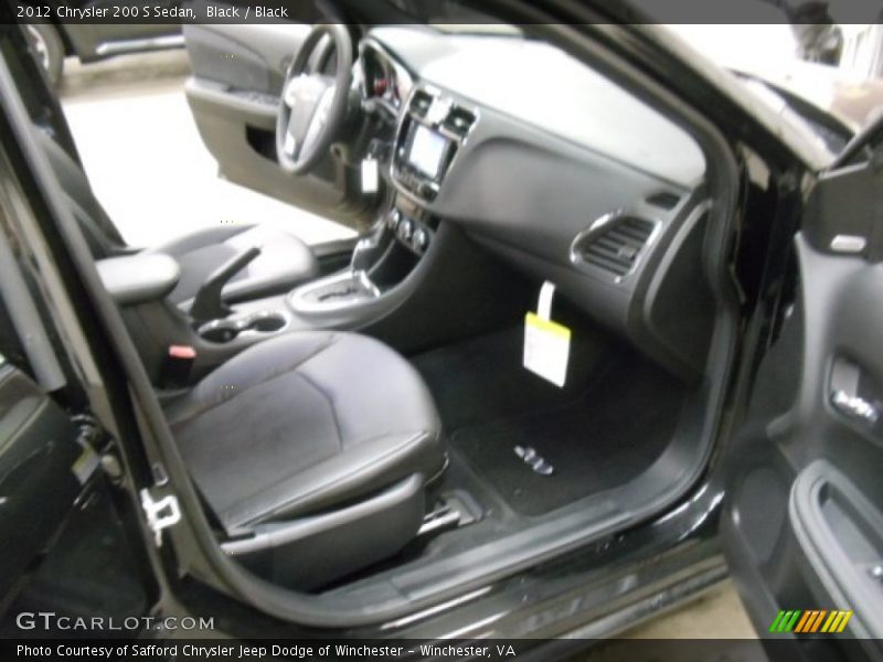 Black / Black 2012 Chrysler 200 S Sedan