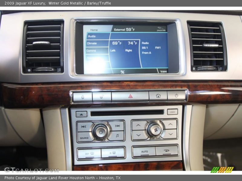 Winter Gold Metallic / Barley/Truffle 2009 Jaguar XF Luxury