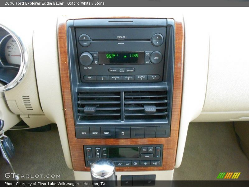 Controls of 2006 Explorer Eddie Bauer