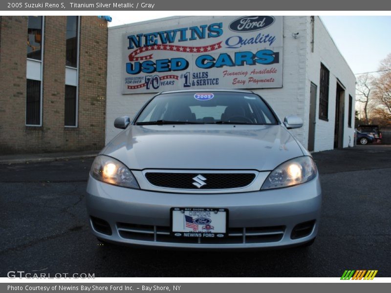 Titanium Silver Metallic / Gray 2005 Suzuki Reno S