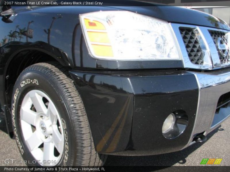 Galaxy Black / Steel Gray 2007 Nissan Titan LE Crew Cab