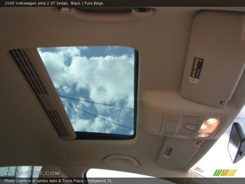 Black / Pure Beige 2006 Volkswagen Jetta 2.0T Sedan