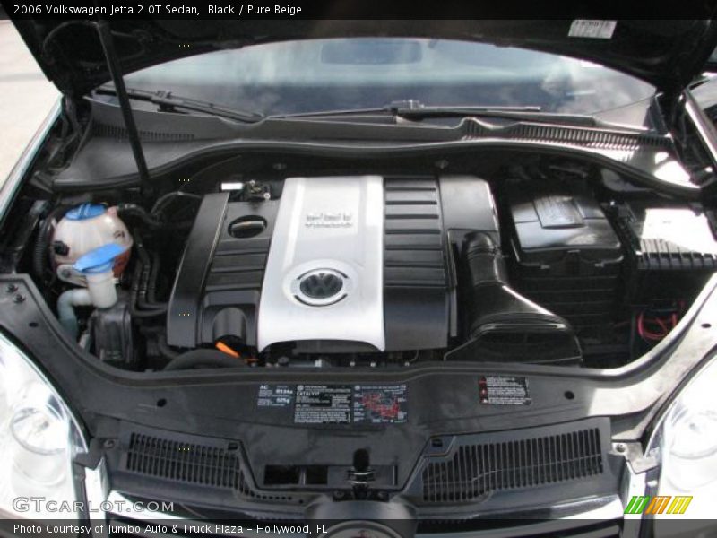 Black / Pure Beige 2006 Volkswagen Jetta 2.0T Sedan