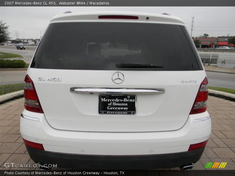 Alabaster White / Macadamia 2007 Mercedes-Benz GL 450