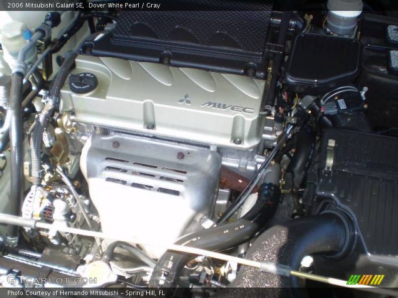 Dover White Pearl / Gray 2006 Mitsubishi Galant SE