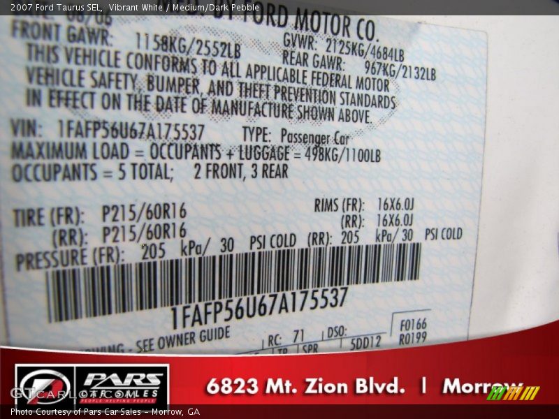 Vibrant White / Medium/Dark Pebble 2007 Ford Taurus SEL