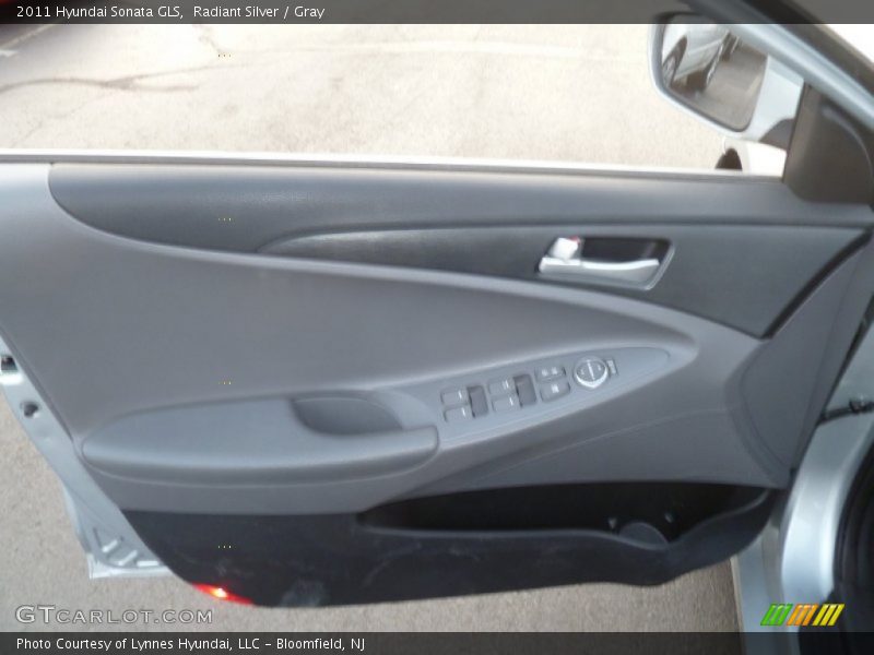 Radiant Silver / Gray 2011 Hyundai Sonata GLS