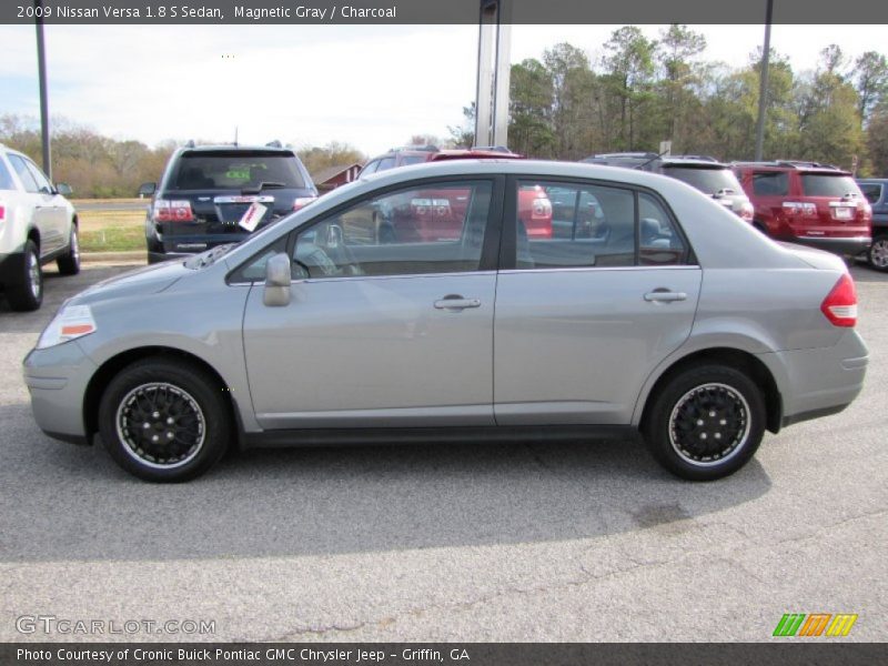 Magnetic Gray / Charcoal 2009 Nissan Versa 1.8 S Sedan