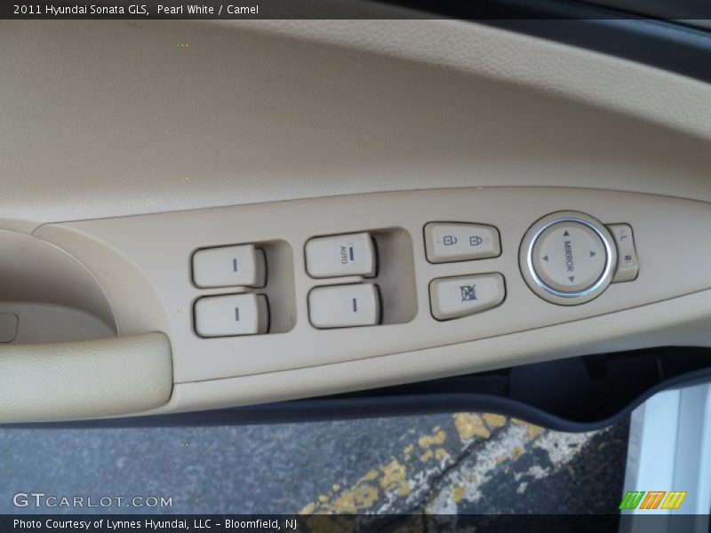Pearl White / Camel 2011 Hyundai Sonata GLS