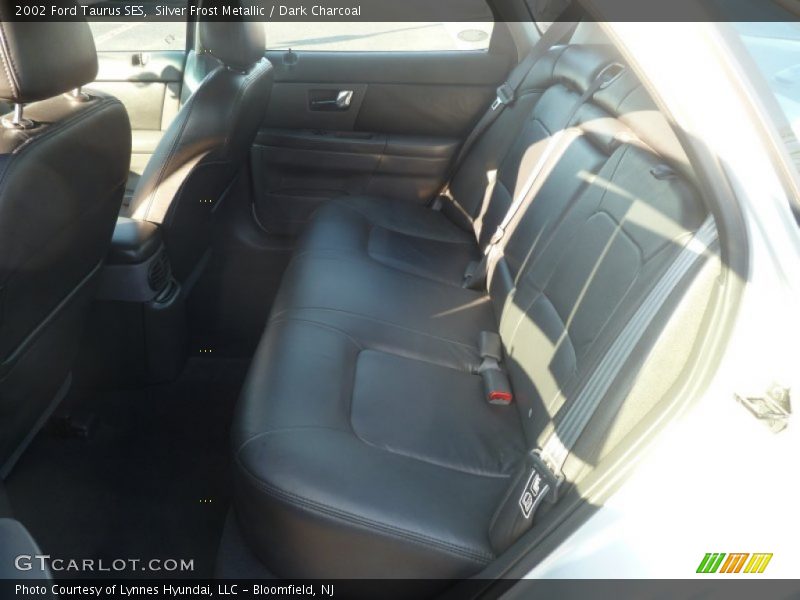 Silver Frost Metallic / Dark Charcoal 2002 Ford Taurus SES