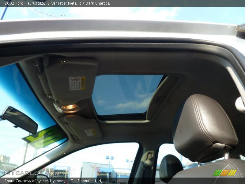 Silver Frost Metallic / Dark Charcoal 2002 Ford Taurus SES