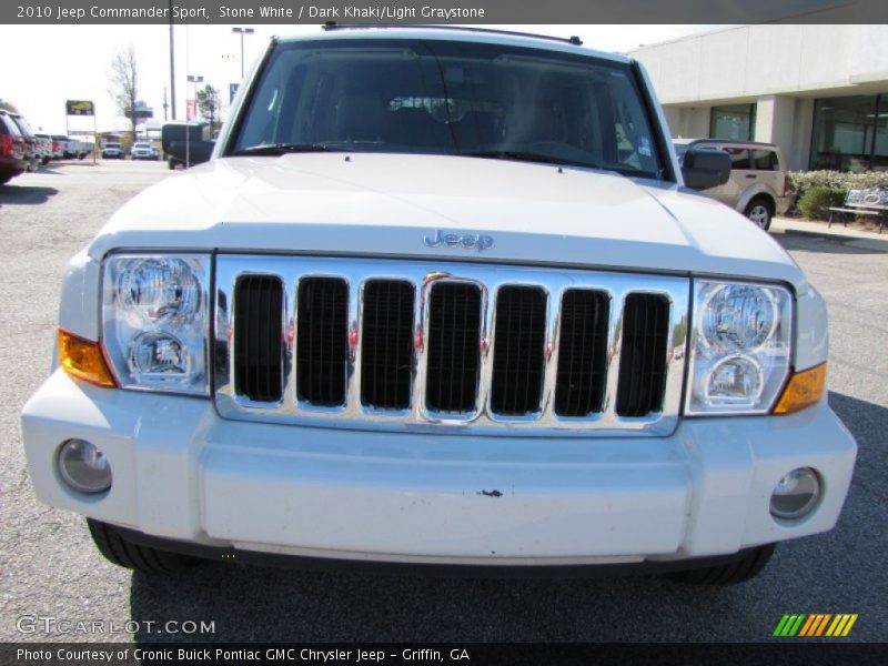 Stone White / Dark Khaki/Light Graystone 2010 Jeep Commander Sport