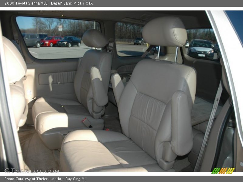 Desert Sand Mica / Oak 2000 Toyota Sienna XLE