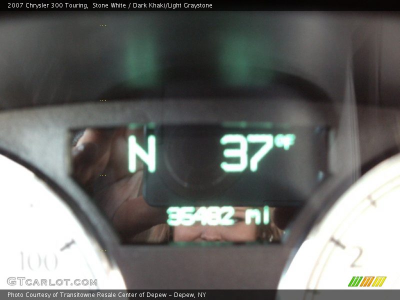 Stone White / Dark Khaki/Light Graystone 2007 Chrysler 300 Touring