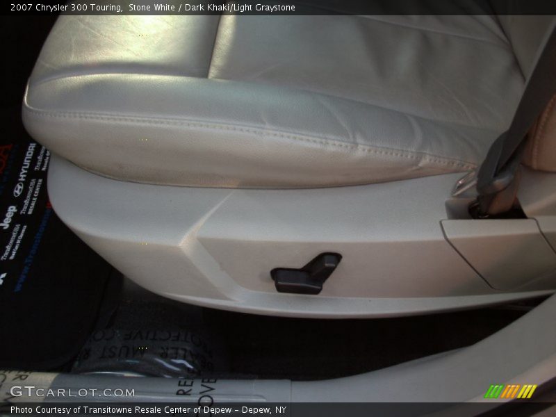 Stone White / Dark Khaki/Light Graystone 2007 Chrysler 300 Touring