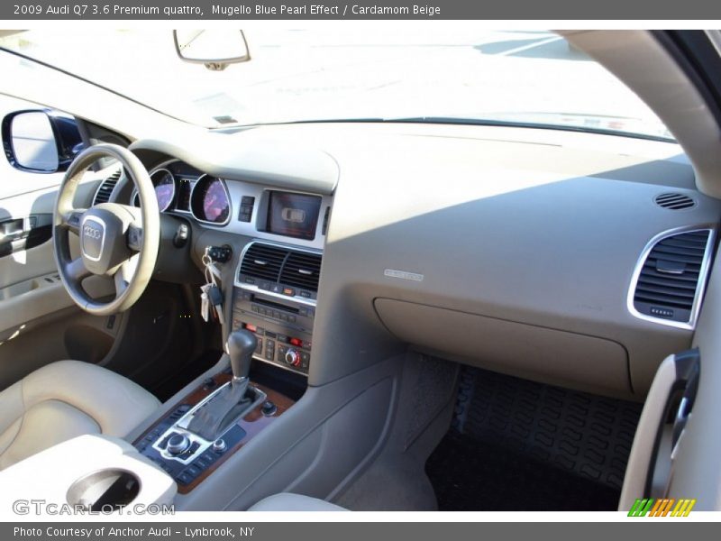 Mugello Blue Pearl Effect / Cardamom Beige 2009 Audi Q7 3.6 Premium quattro