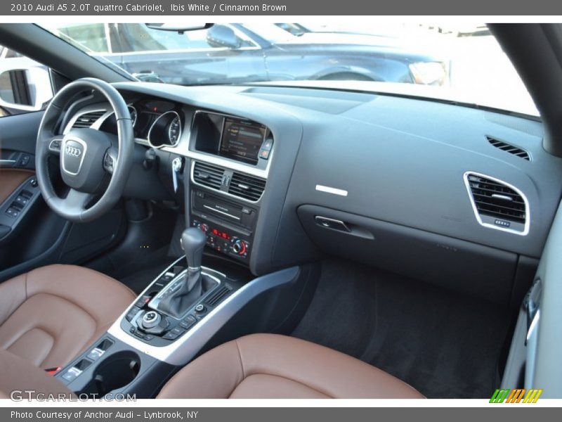 Dashboard of 2010 A5 2.0T quattro Cabriolet