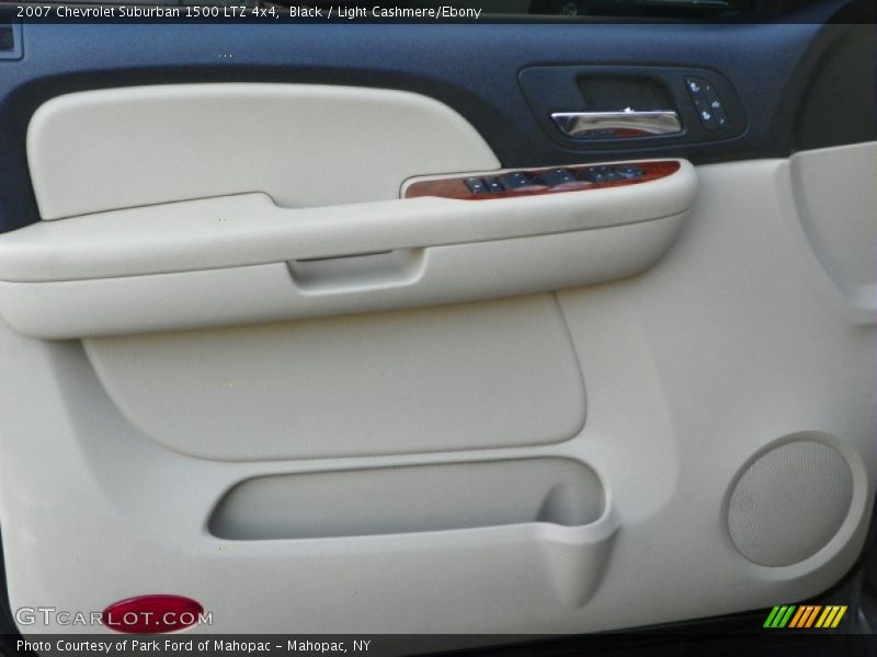 Black / Light Cashmere/Ebony 2007 Chevrolet Suburban 1500 LTZ 4x4