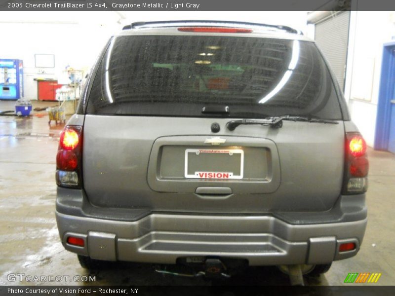 Graystone Metallic / Light Gray 2005 Chevrolet TrailBlazer LS 4x4