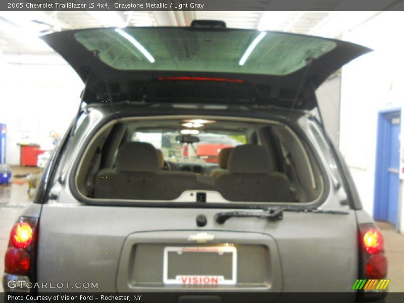 Graystone Metallic / Light Gray 2005 Chevrolet TrailBlazer LS 4x4