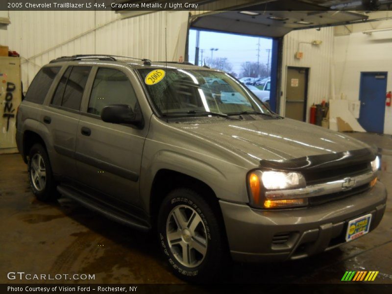 Graystone Metallic / Light Gray 2005 Chevrolet TrailBlazer LS 4x4