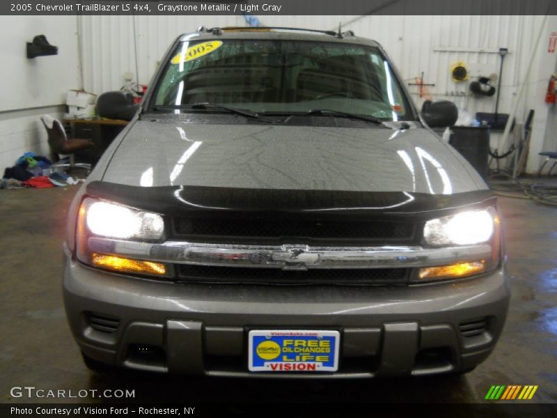 Graystone Metallic / Light Gray 2005 Chevrolet TrailBlazer LS 4x4