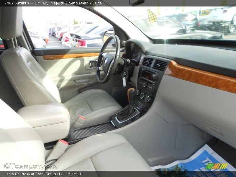 Majestic Silver Metallic / Beige 2007 Suzuki XL7 Limited