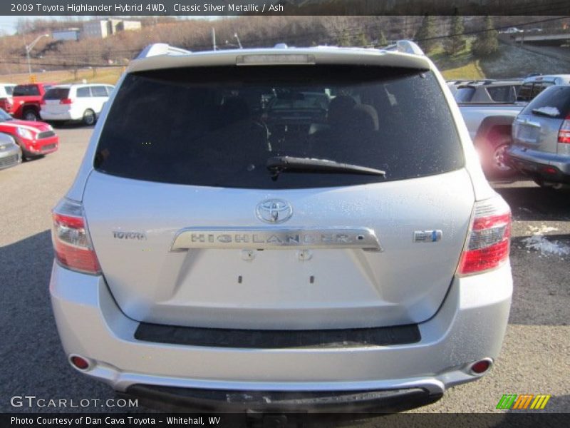 Classic Silver Metallic / Ash 2009 Toyota Highlander Hybrid 4WD