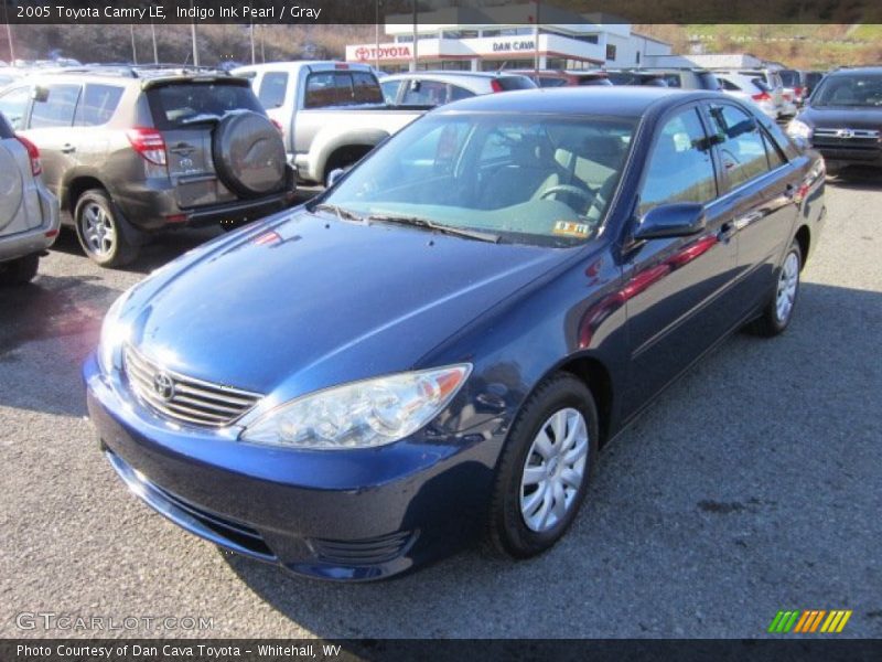 Indigo Ink Pearl / Gray 2005 Toyota Camry LE