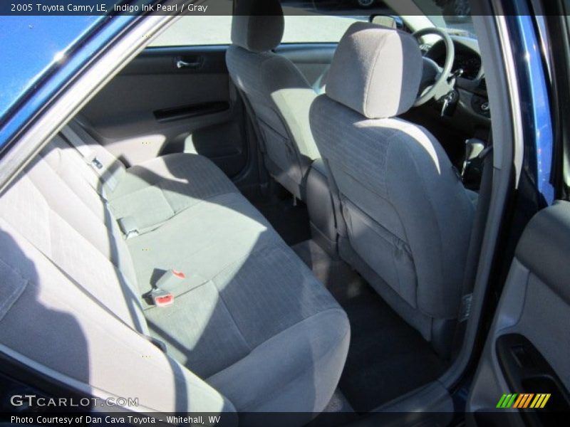 Indigo Ink Pearl / Gray 2005 Toyota Camry LE