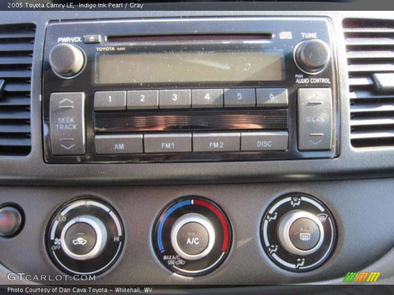 Indigo Ink Pearl / Gray 2005 Toyota Camry LE