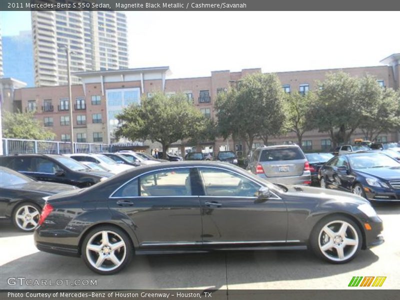Magnetite Black Metallic / Cashmere/Savanah 2011 Mercedes-Benz S 550 Sedan