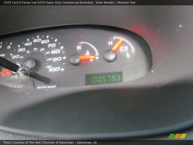 Silver Metallic / Medium Flint 2005 Ford E Series Van E350 Super Duty Commercial Extended