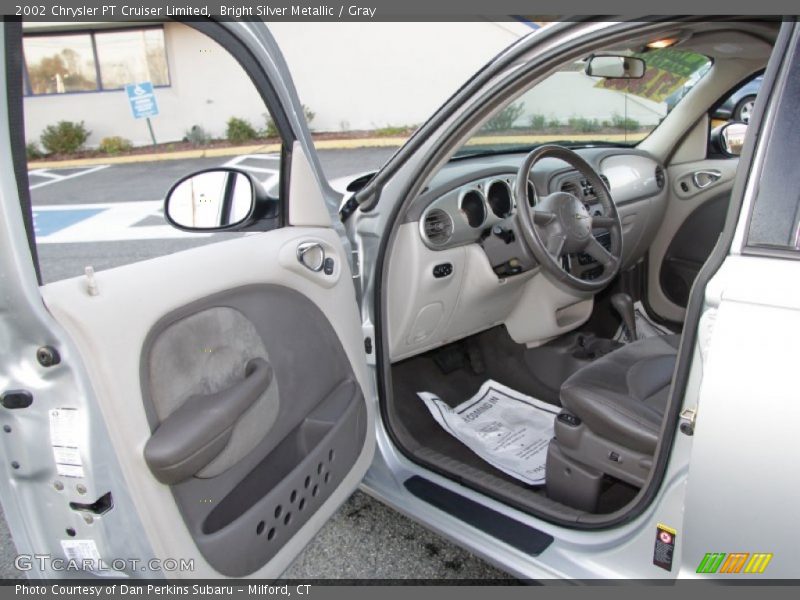 Bright Silver Metallic / Gray 2002 Chrysler PT Cruiser Limited