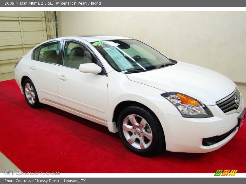 Winter Frost Pearl / Blond 2009 Nissan Altima 2.5 SL