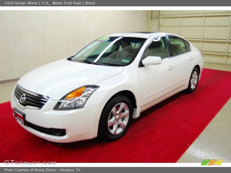 Winter Frost Pearl / Blond 2009 Nissan Altima 2.5 SL