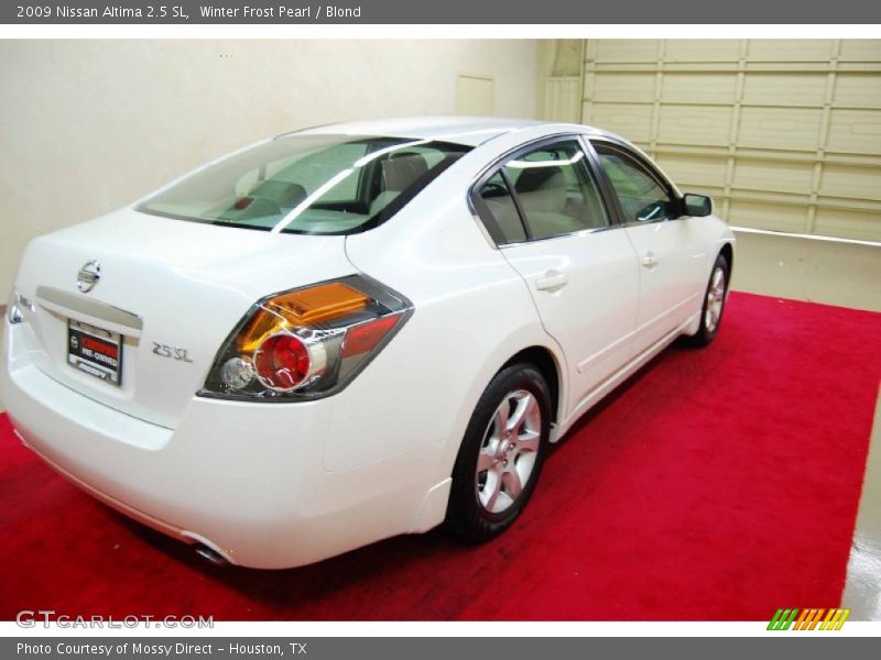 Winter Frost Pearl / Blond 2009 Nissan Altima 2.5 SL