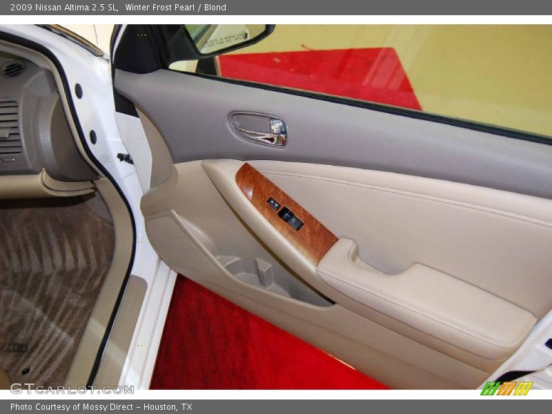 Winter Frost Pearl / Blond 2009 Nissan Altima 2.5 SL