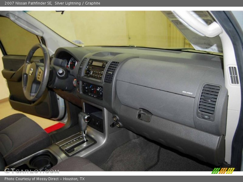 Silver Lightning / Graphite 2007 Nissan Pathfinder SE