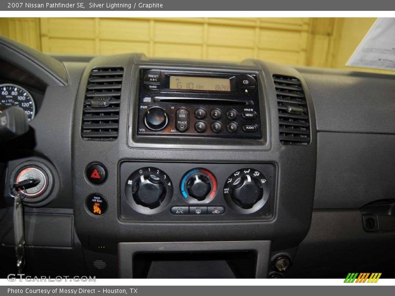 Silver Lightning / Graphite 2007 Nissan Pathfinder SE