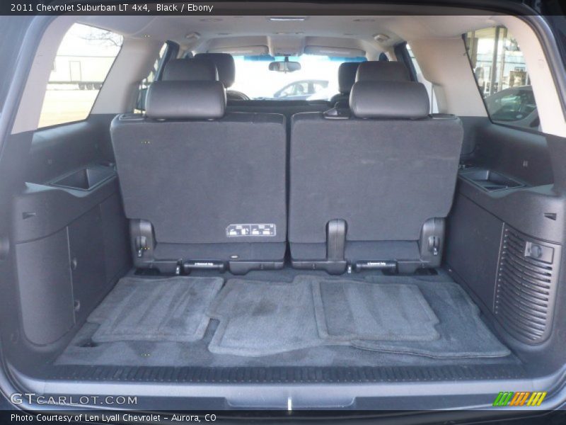 Black / Ebony 2011 Chevrolet Suburban LT 4x4
