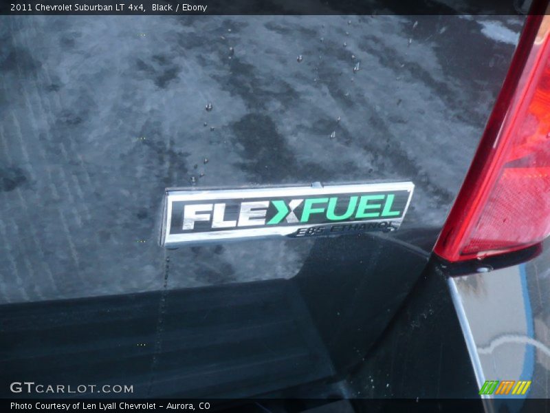 Black / Ebony 2011 Chevrolet Suburban LT 4x4